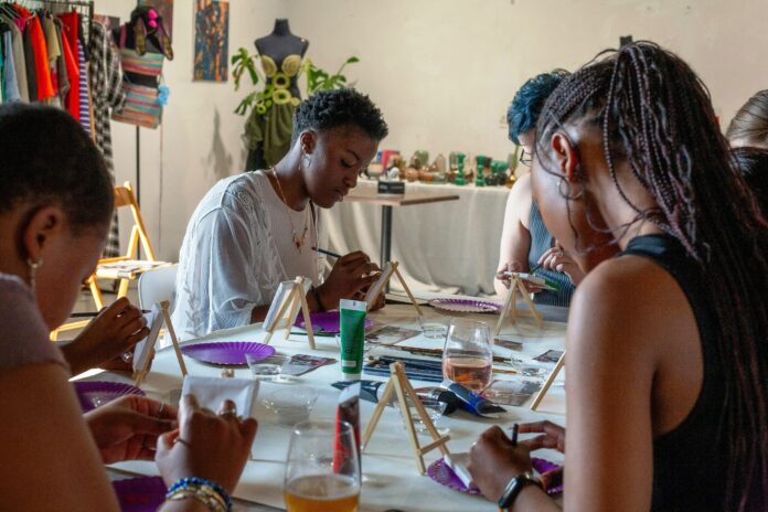 Illustration_atelier-artistique-participatif-sommerfest-caritas-freiburg-2025